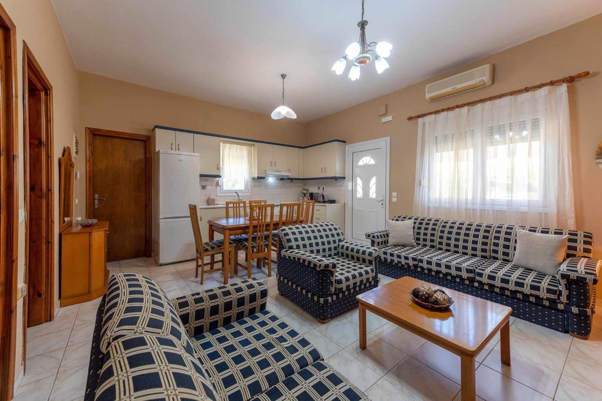 Alexandra'S Garden Apartment Палиурион Екстериор снимка